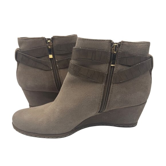 Taupe Suede Faux Leather Strap Wedge Boots Size 7 Franco Sarto - Picture 6 of 11